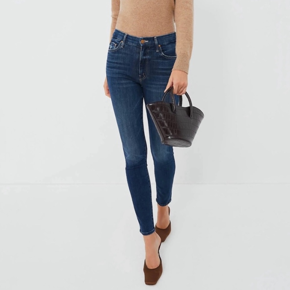 Mother High Waisted The Looker Crop in Hot Rod Size 28